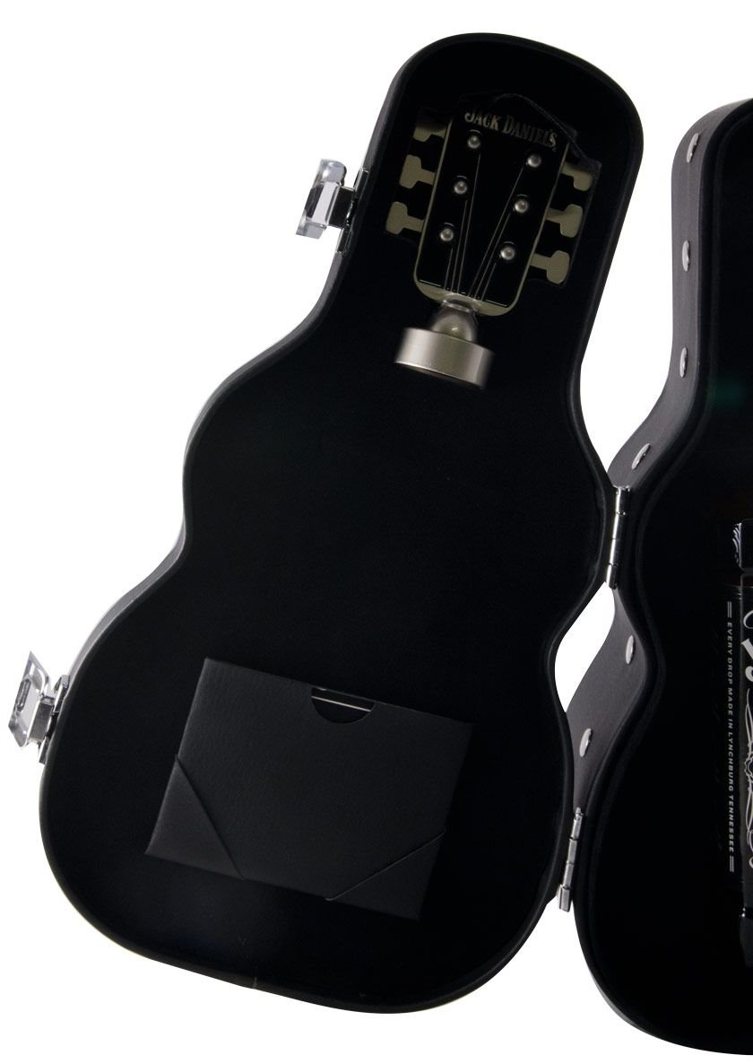 Jack Daniel's Old #7 + Guitar Case 