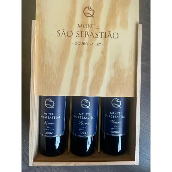 Monte São Sebastião Reserva Branco 3-Bottle Box 