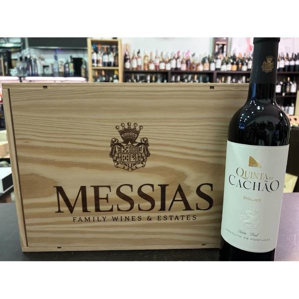 Quinta do Cachão Red Wine, 3 Bottles per case 