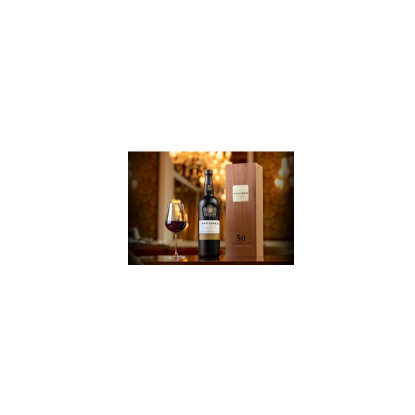 Porto Taylor's 50 Very Old Tawny 75cl C/ Estojo